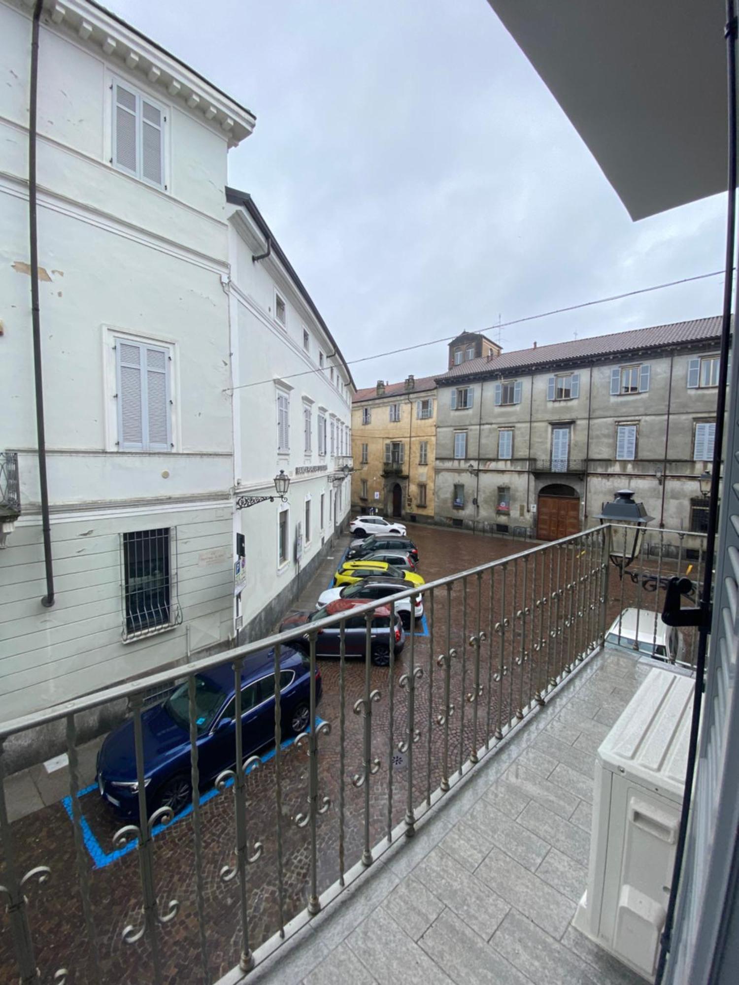 La Casa Nel Vicolo Camera 2 Casale Monferrato Exterior foto